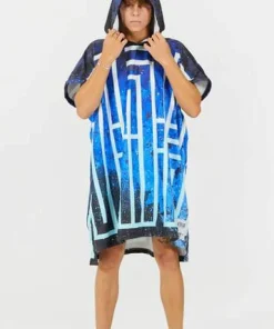 After Essentials Poncho Artist Series Atlas